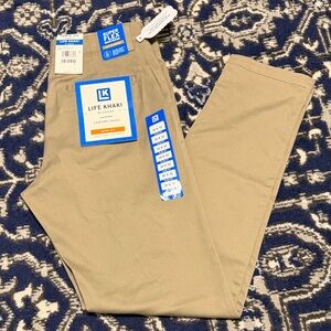 Men's life Khaki by Haggar Comfort Chinos - Slim Fit Size 30x32